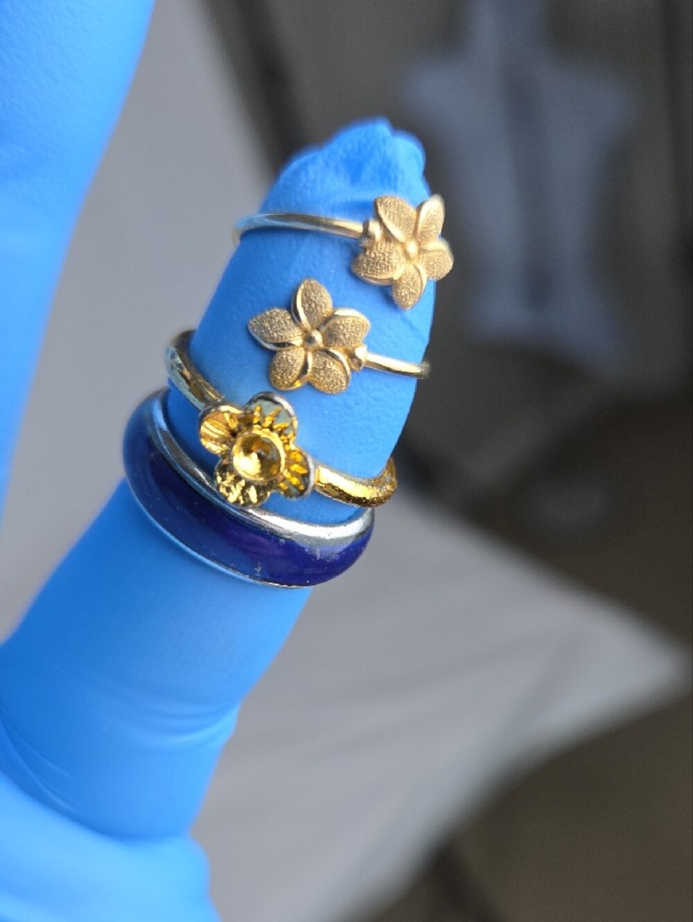 Cosmetic Jewelery